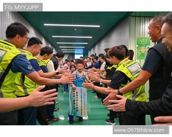 攀岩灵活性评比结果揭晓深圳攀岩队荣获第二名佳绩